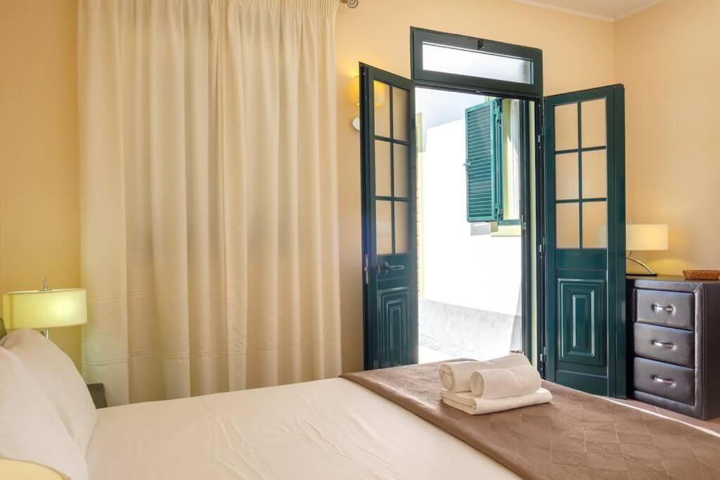 Hikers Haven Villa Sao Roque Do Faial Exterior photo